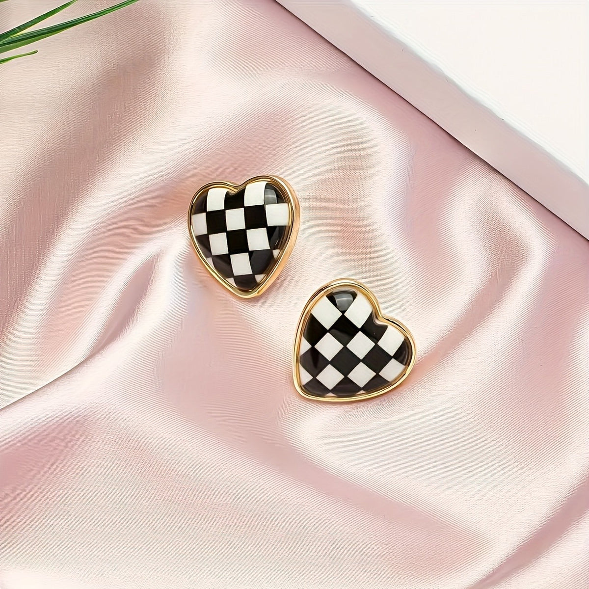 Patterned Heart Stud Earrings