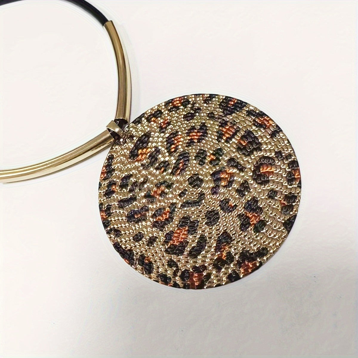 Leopard Print Round Pendant Necklace