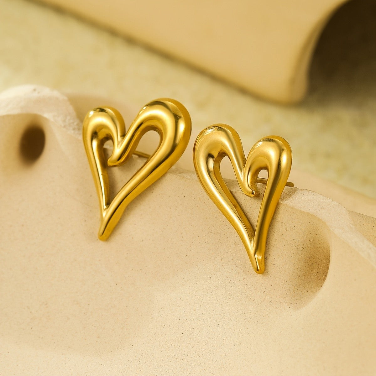 Sculpted Loop Heart Stud Earrings