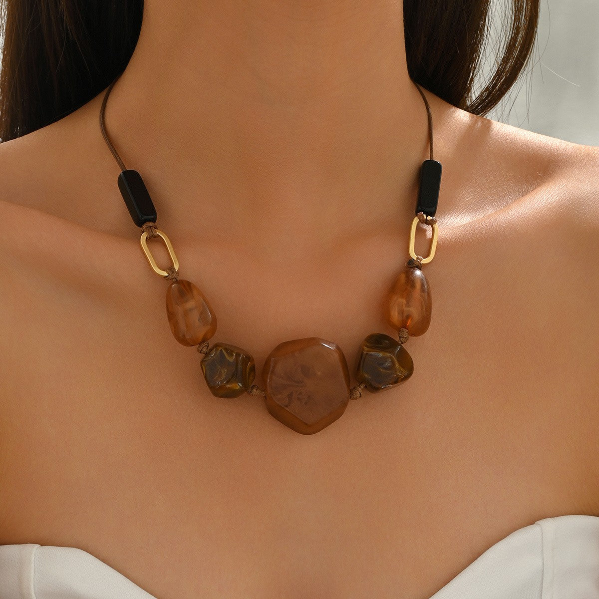 Resin Geometric Bead Necklace
