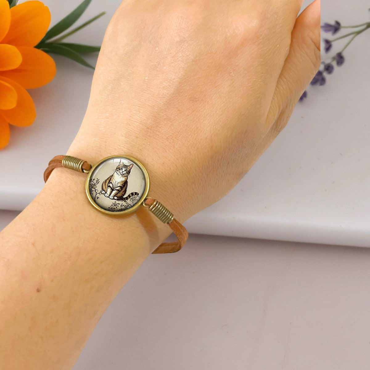 Tabby Cat Cabochon Bracelet