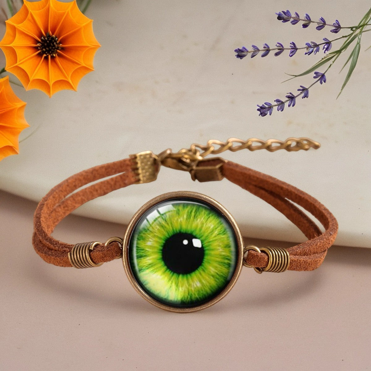 Green Eye Cabochon Bracelet