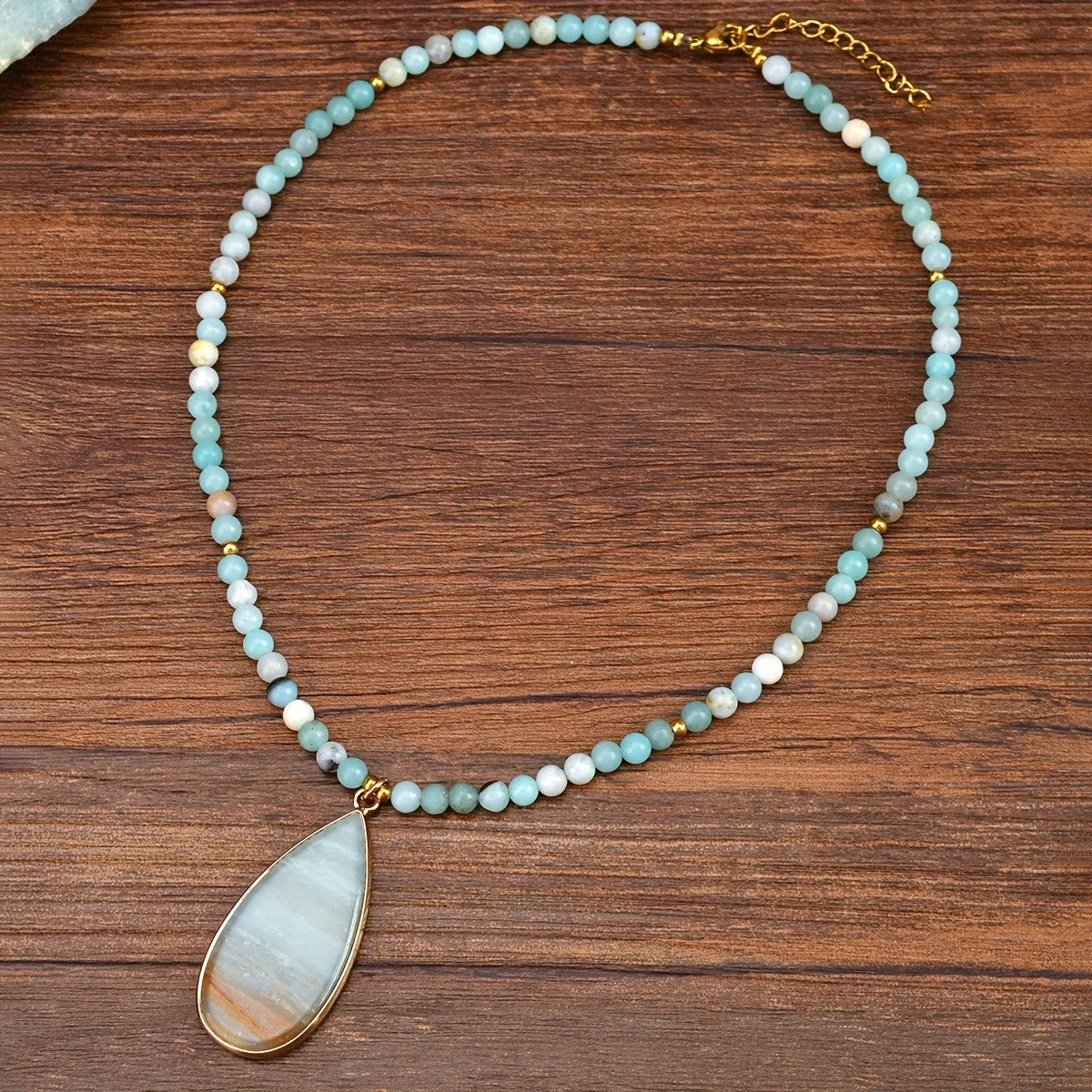 Teardrop Stone Bead Necklace