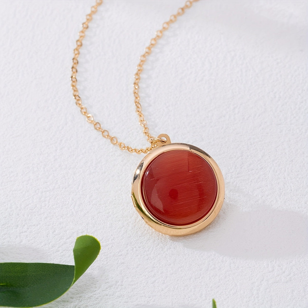 Cat's Eye Round Pendant Necklace