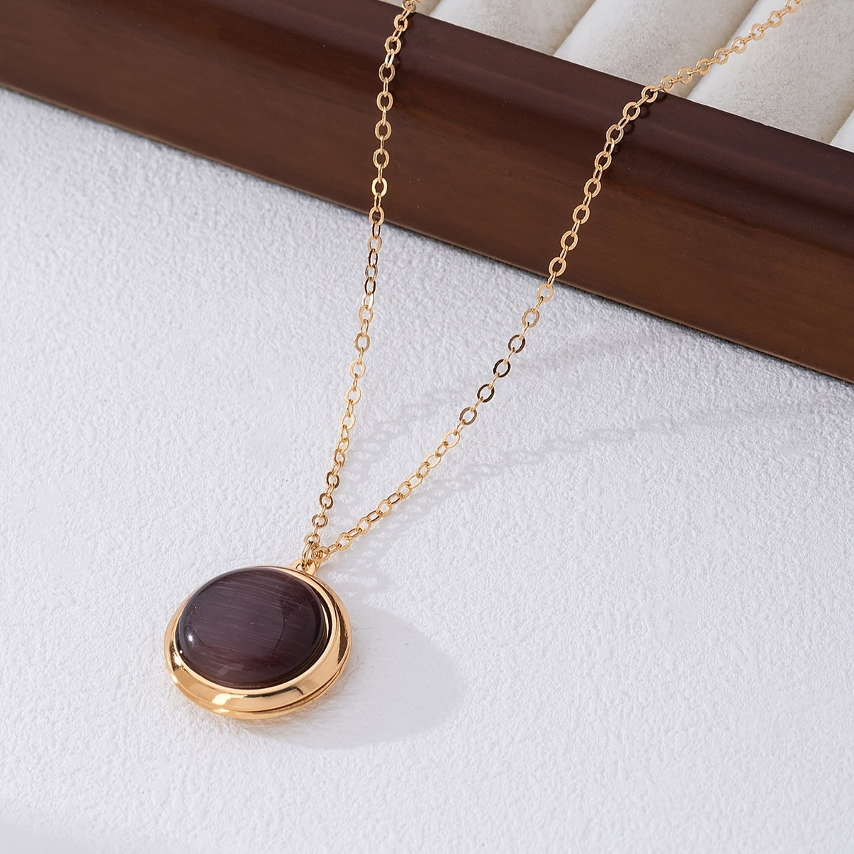 Cat's Eye Round Pendant Necklace