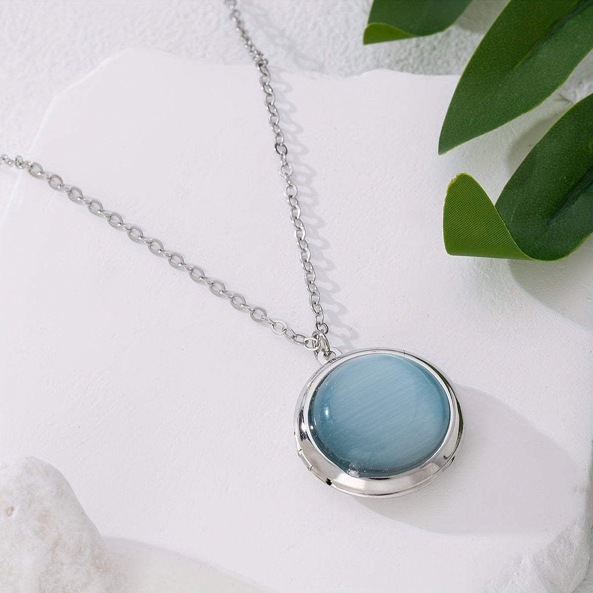 Cat's Eye Round Pendant Necklace