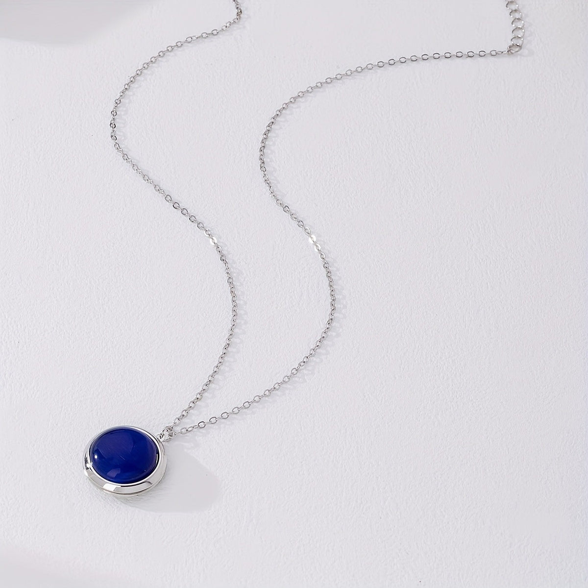 Cat's Eye Round Pendant Necklace