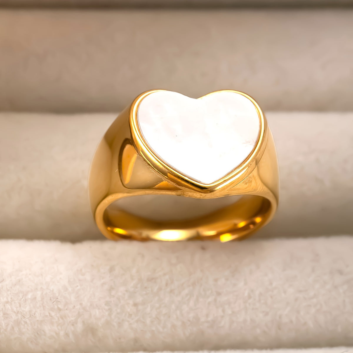 Heart Shell Signet Ring