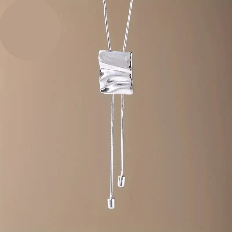 Wavy Square Pendant Necklace