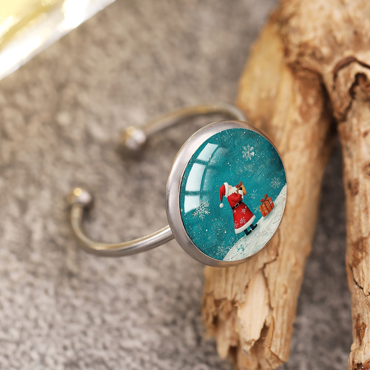 Santa Claus Snow Globe Ring