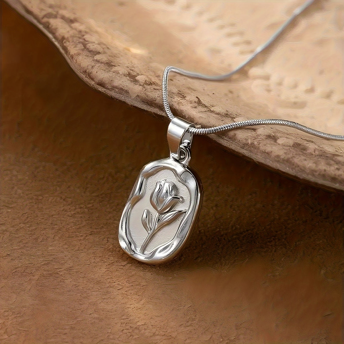 Tulip Oval Pendant Necklace