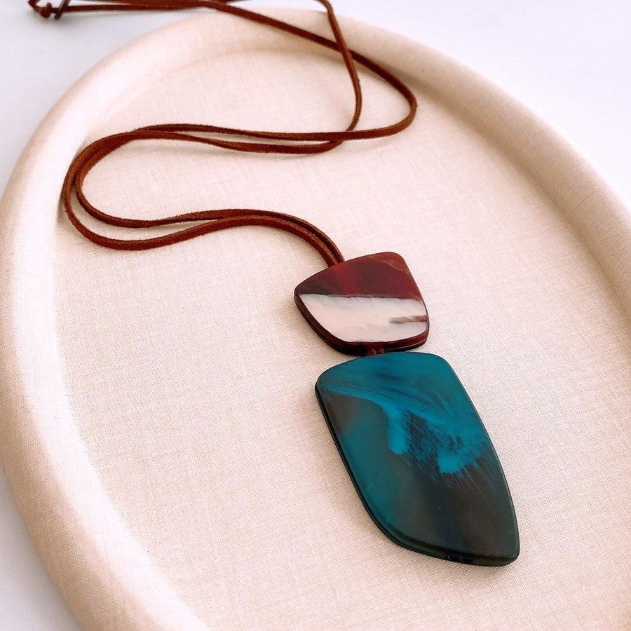 Marbled Acrylic Horn Pendant Necklace