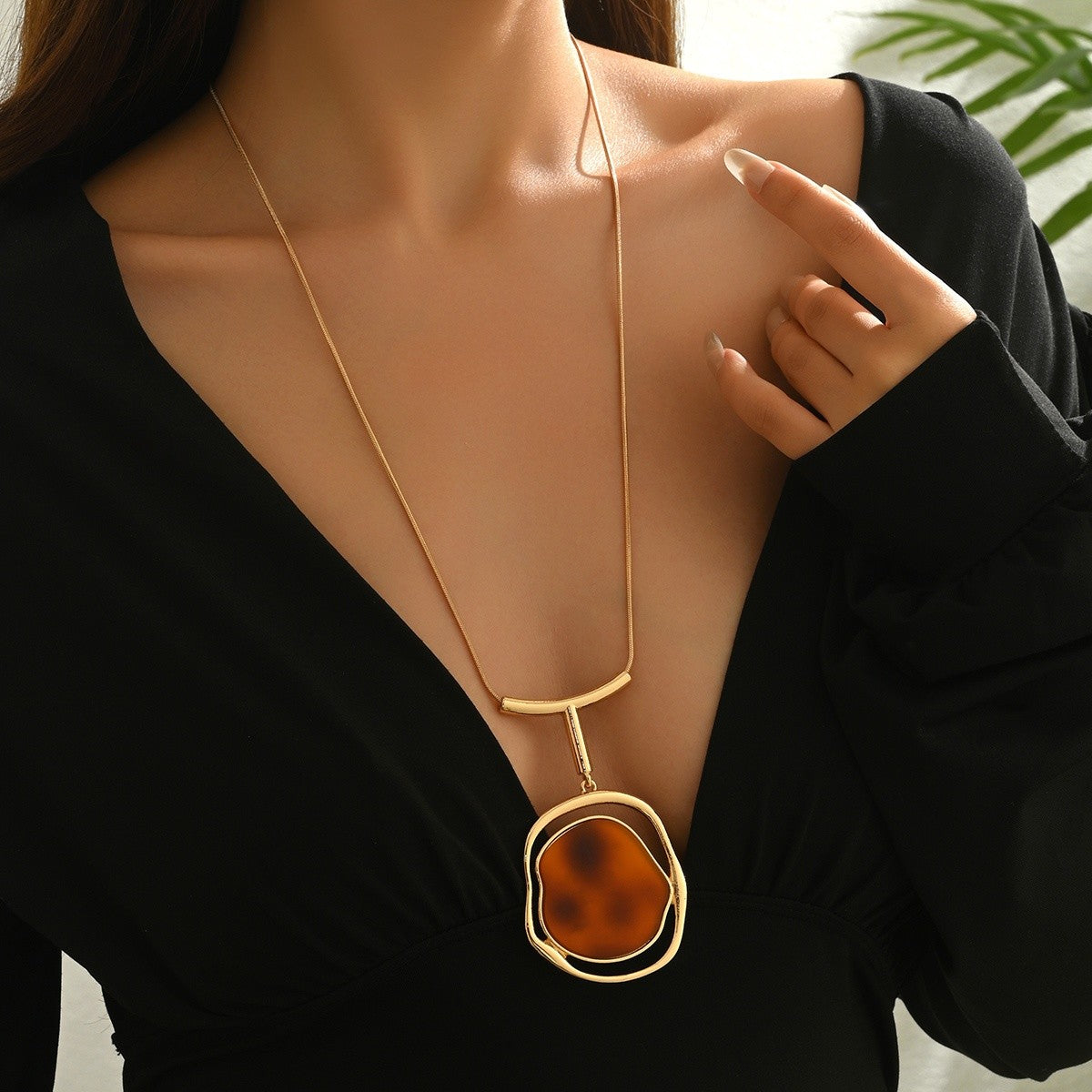 Amber Organic Shape Pendant Necklace