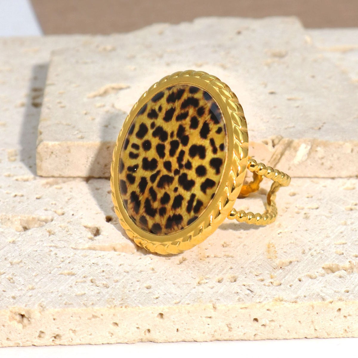 Leopard Print Rope Edge Ring