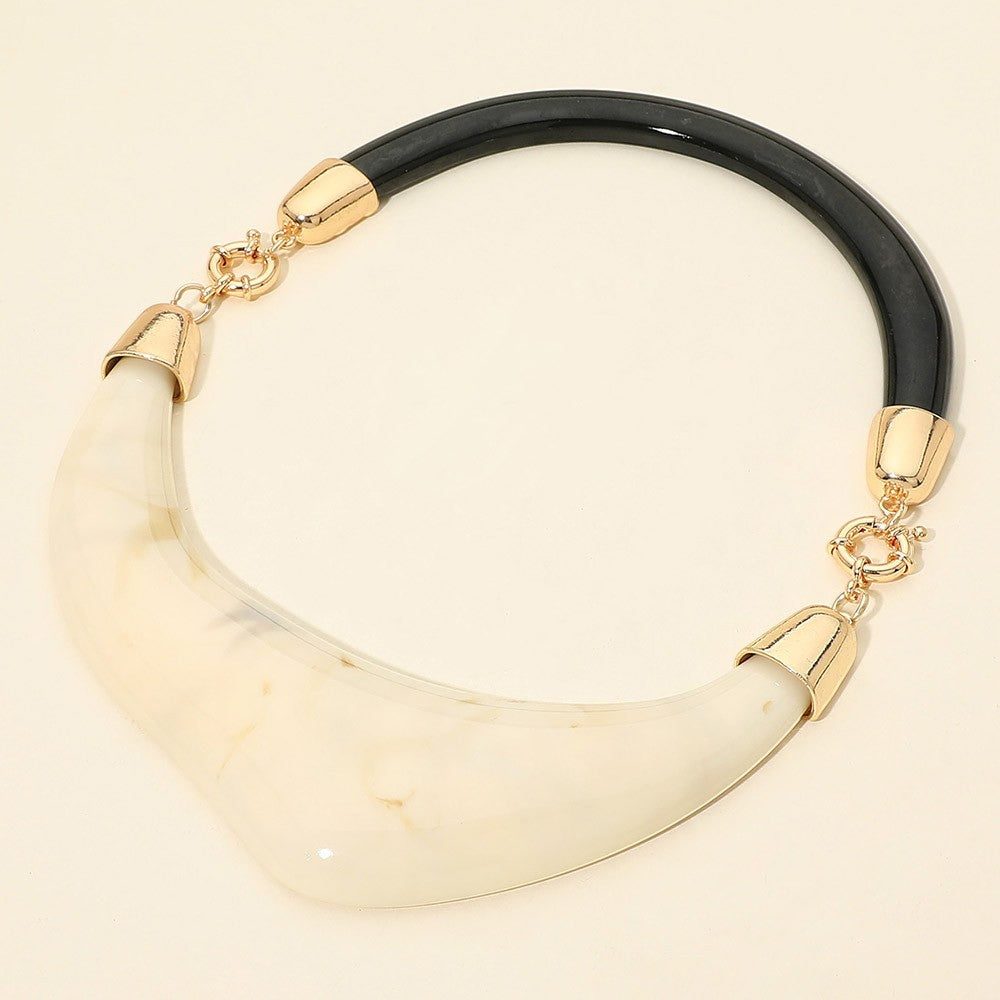 Black & Cream Resin Collar Necklace