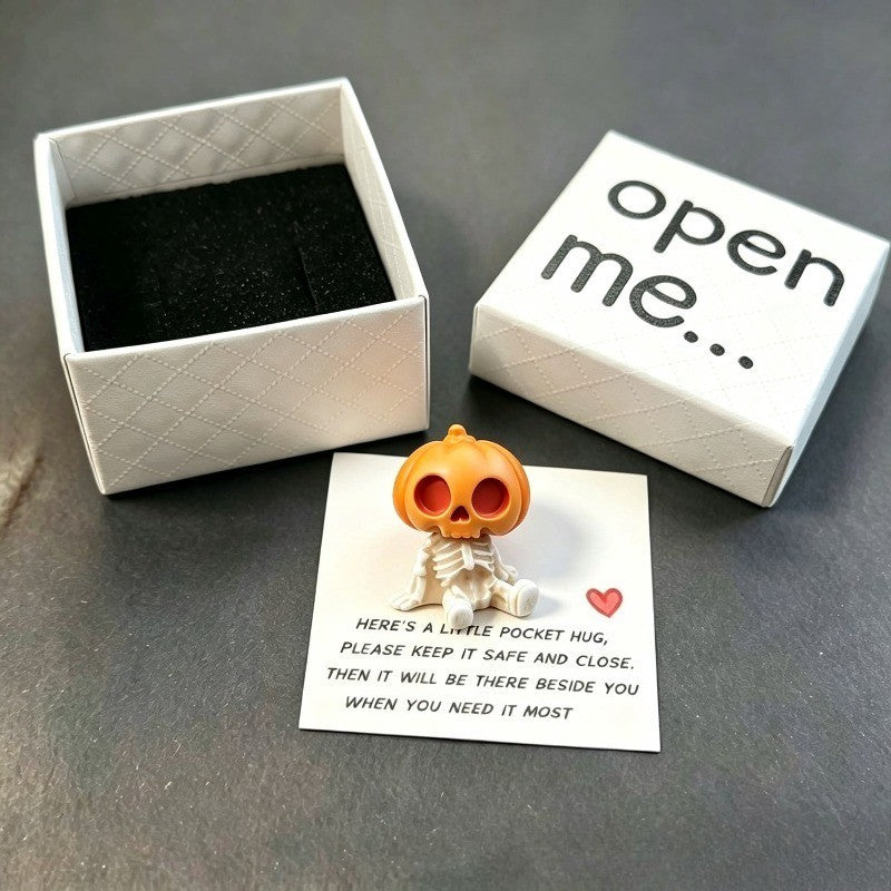 Pocket Hug Pumpkin Skeleton