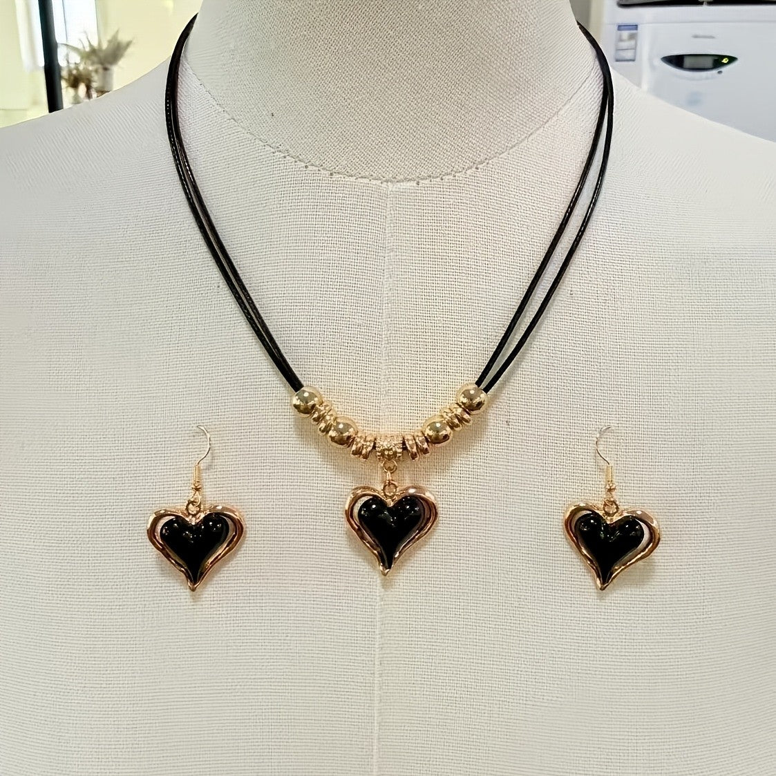 Black Heart Cord Necklace & Earring Set