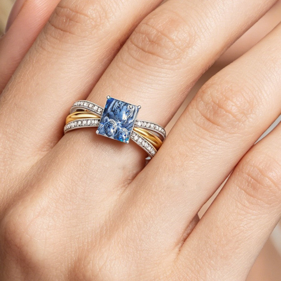 White Tiger Mother & Cubs Square Ring