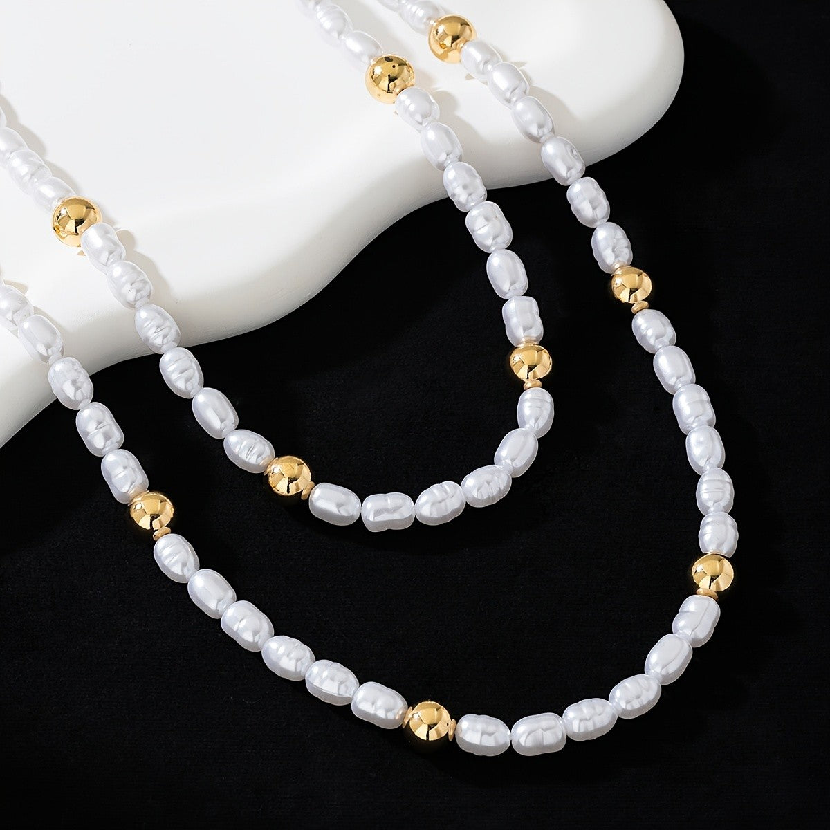 Oval Pearl & Bead Y-Necklace