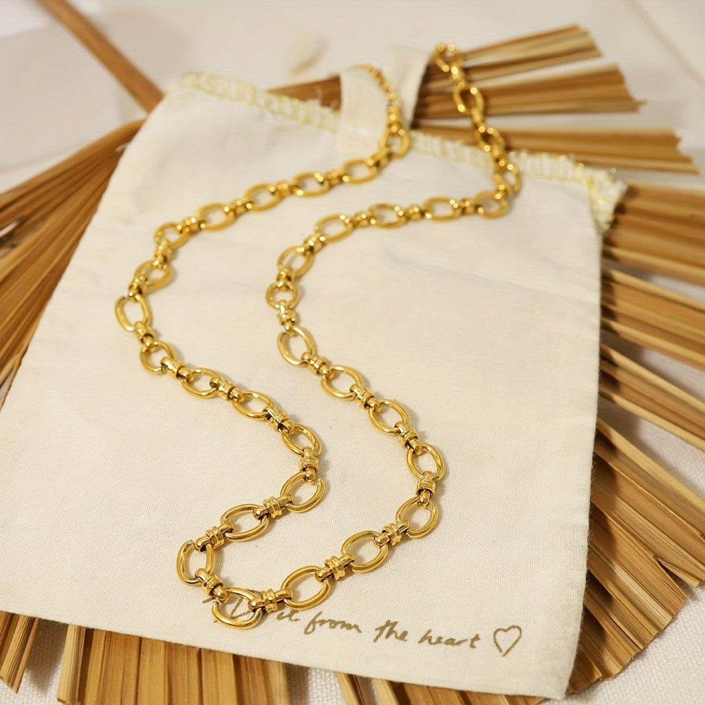 Twisted Oval Link Necklace