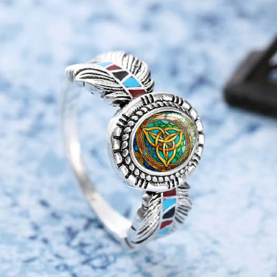 Triquetra Feather Oval Ring