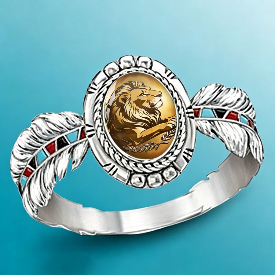Lion & Feather Oval Ring