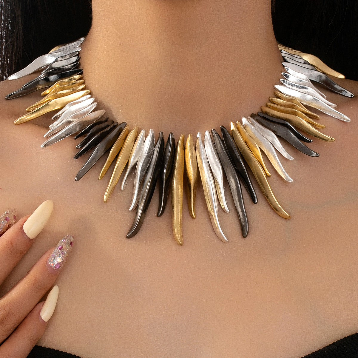 Multi-Tone Geometric Collar Necklace
