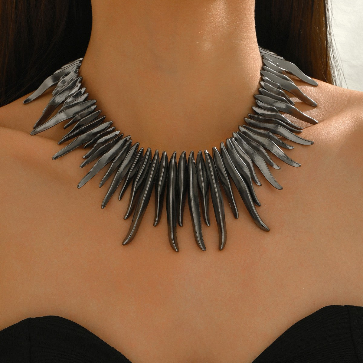 Multi-Tone Geometric Collar Necklace