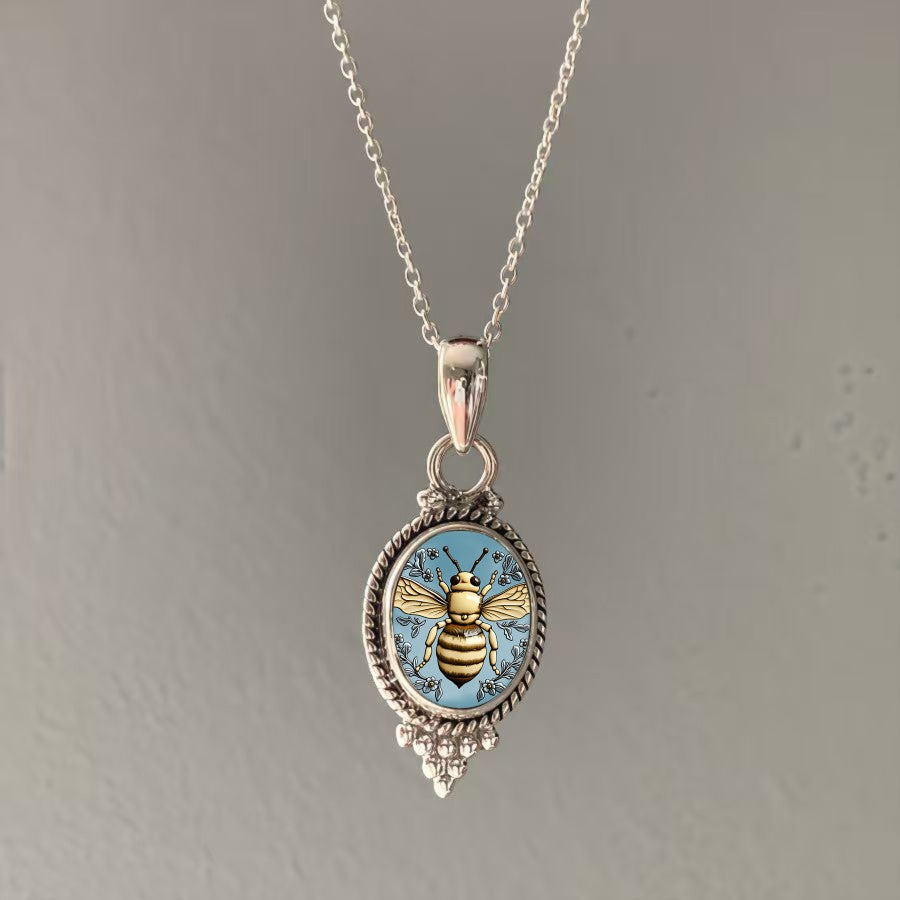 Bee & Vine Oval Pendant Necklace