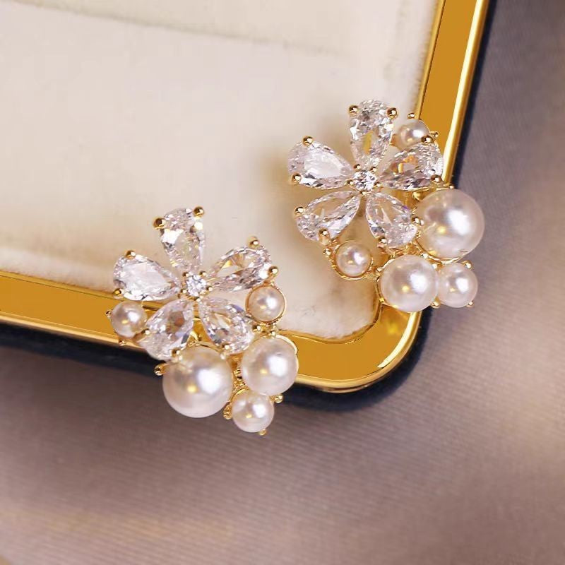 Zircon Flower Pearl Stud Earrings