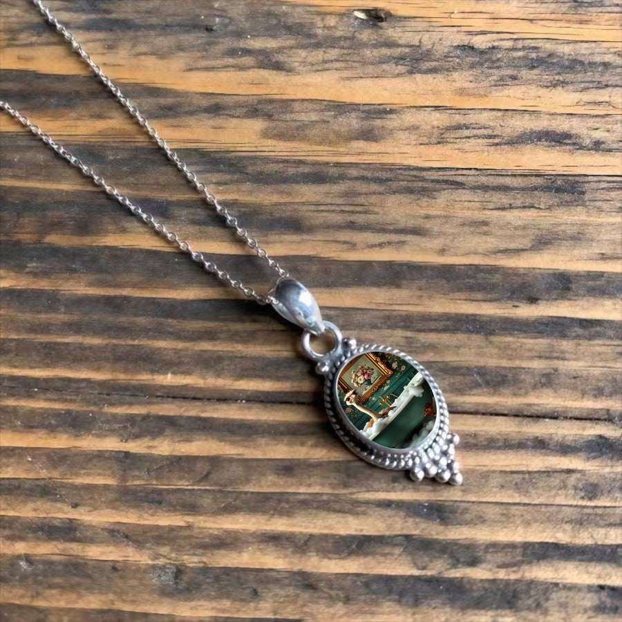 Ostrich Bathtub Oval Necklace