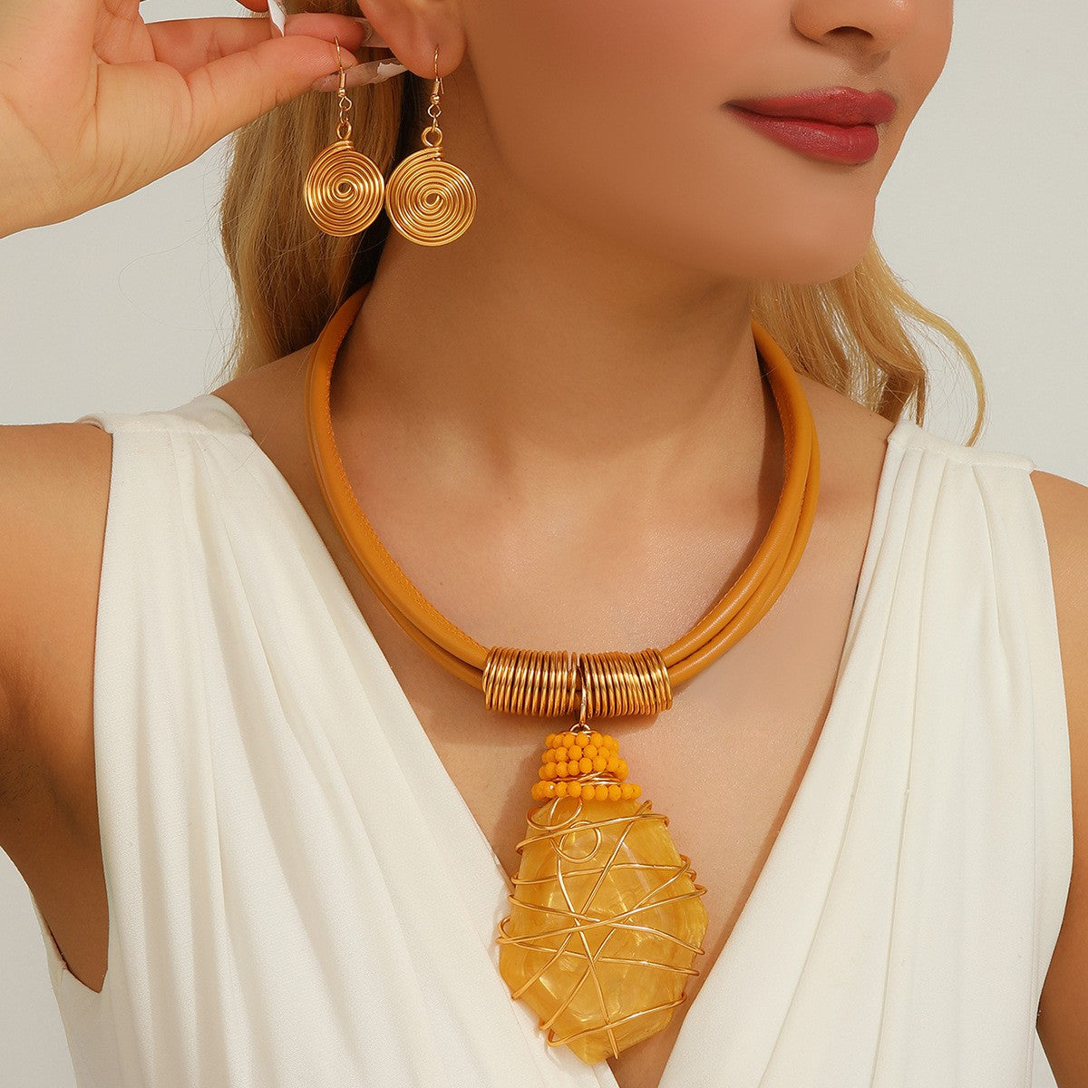 Orange Wire-Wrapped Pendant Necklace Set