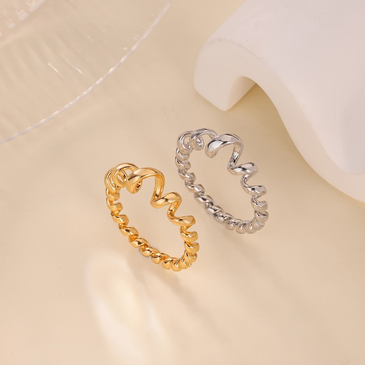Spiral Wave Ring