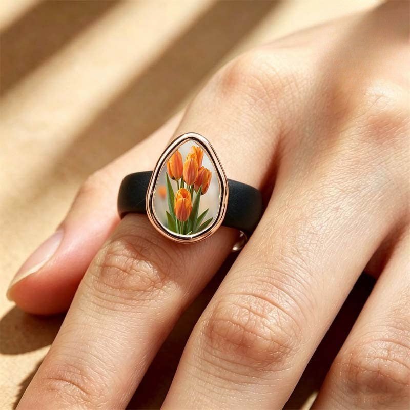 Tulip Glass Ring
