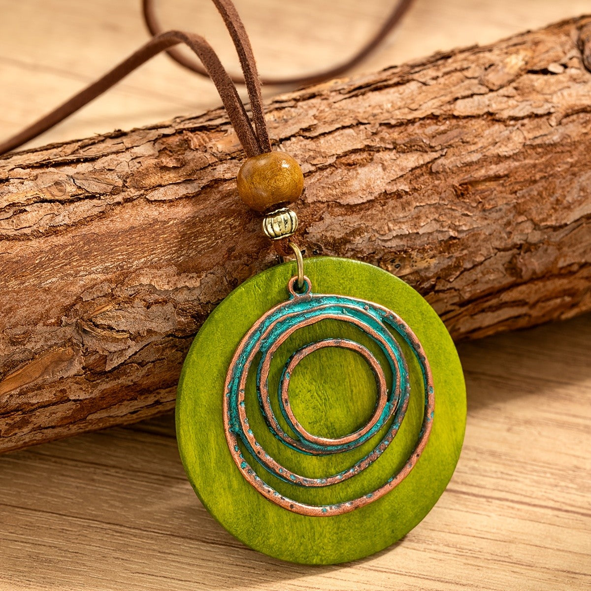 Green Concentric Circle Pendant Necklace