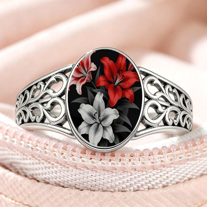 Lily Floral Oval Ring