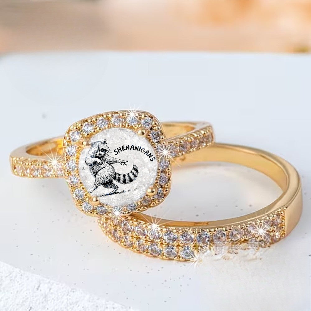Raccoon Square Crystal Ring Set