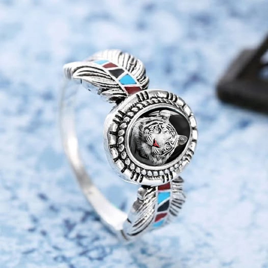 White Tiger Oval Ring