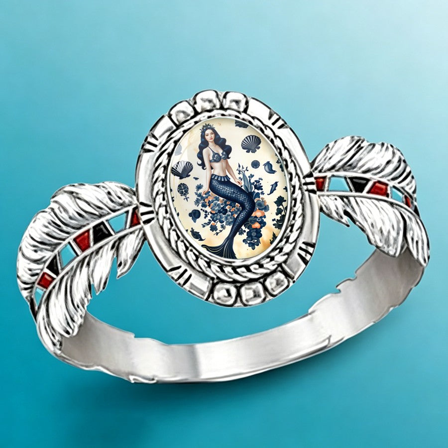 Mermaid Oval Statement Ring