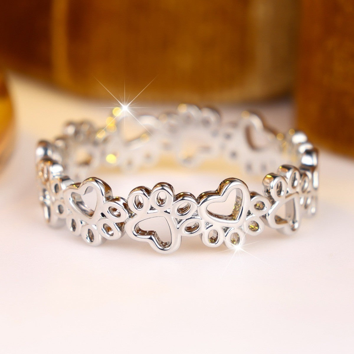 Hollow Paw Heart Link Ring