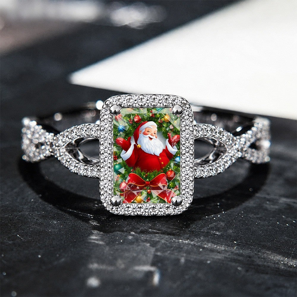 Santa Claus Wreath Glass Ring