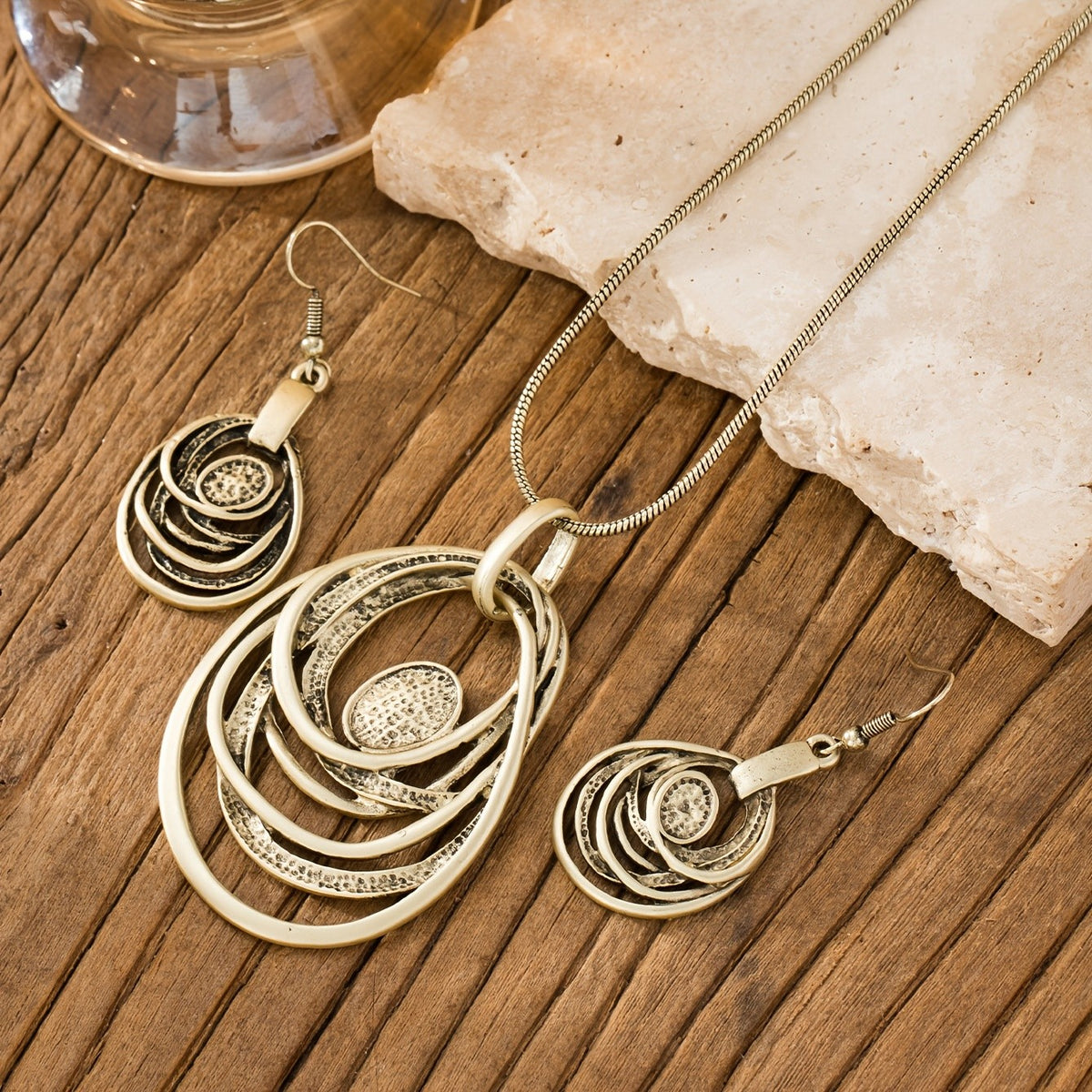 Textured Swirl Oval Necklace & Earrings Set