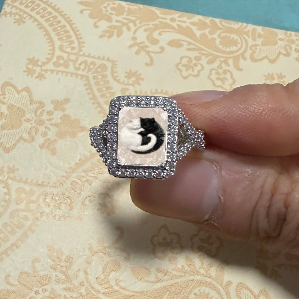 Black and White Cat Square Ring