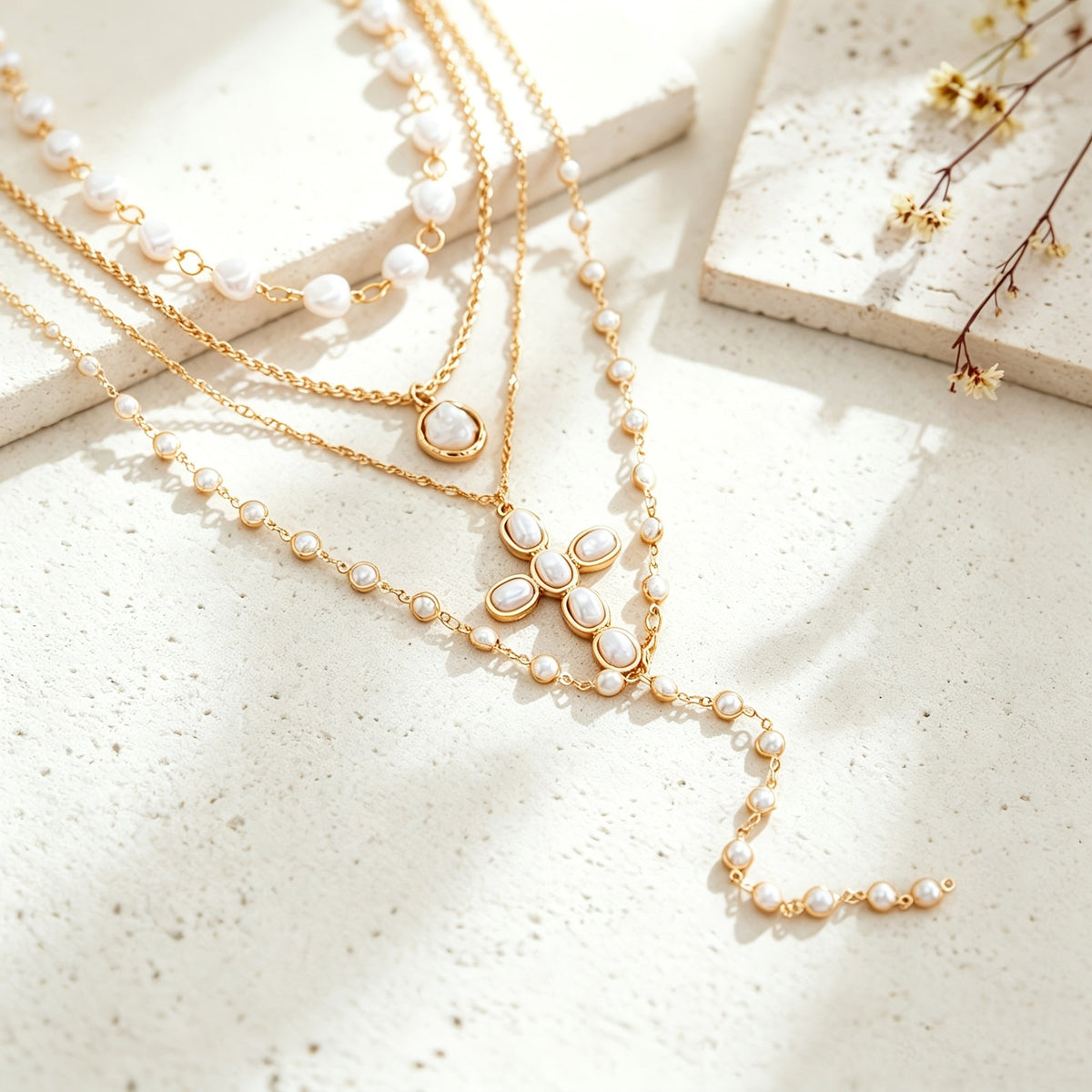 Layered Pearl & Oval Motif Necklace Set