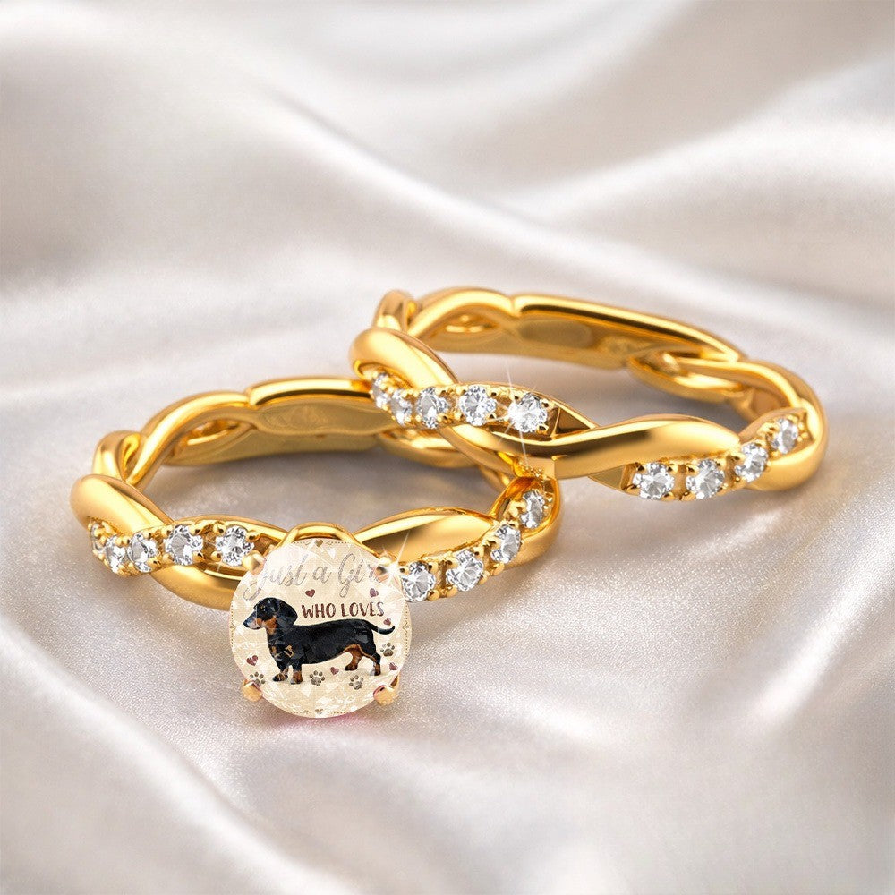 Dachshund Twisted Ring
