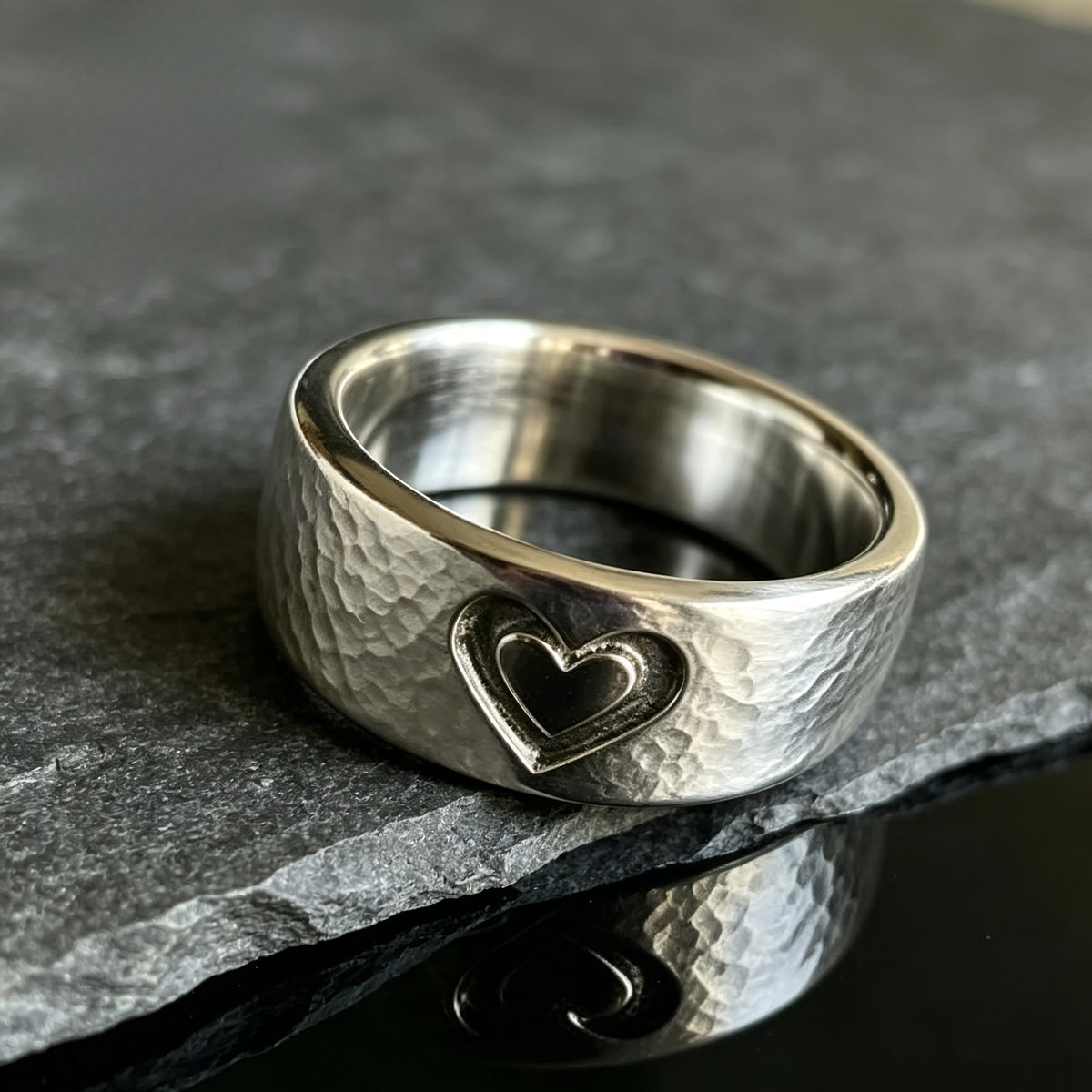 Hammered Heart Band Ring