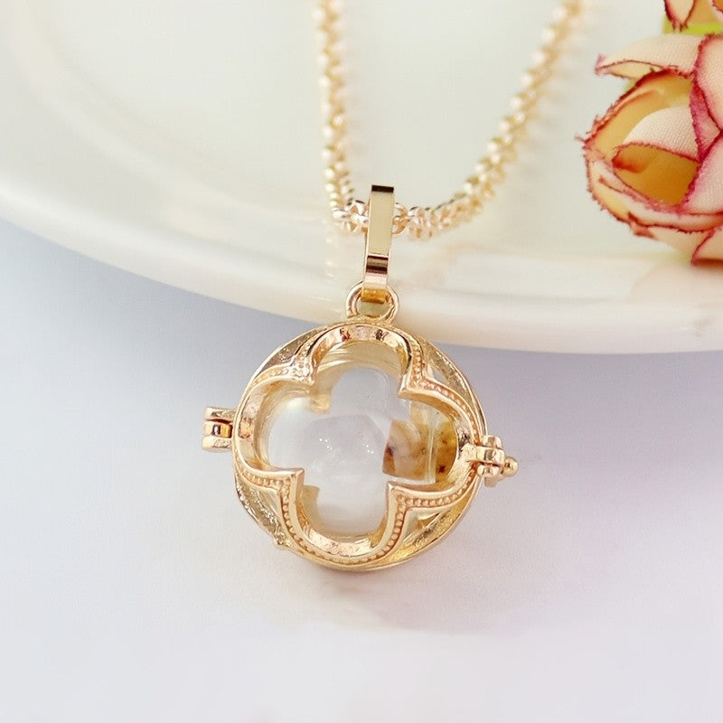 Clover Photo Locket Necklace