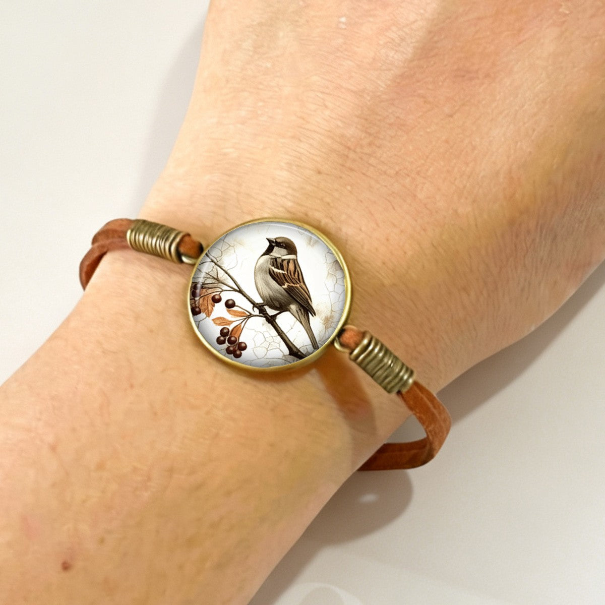 Sparrow & Berry Round Bracelet
