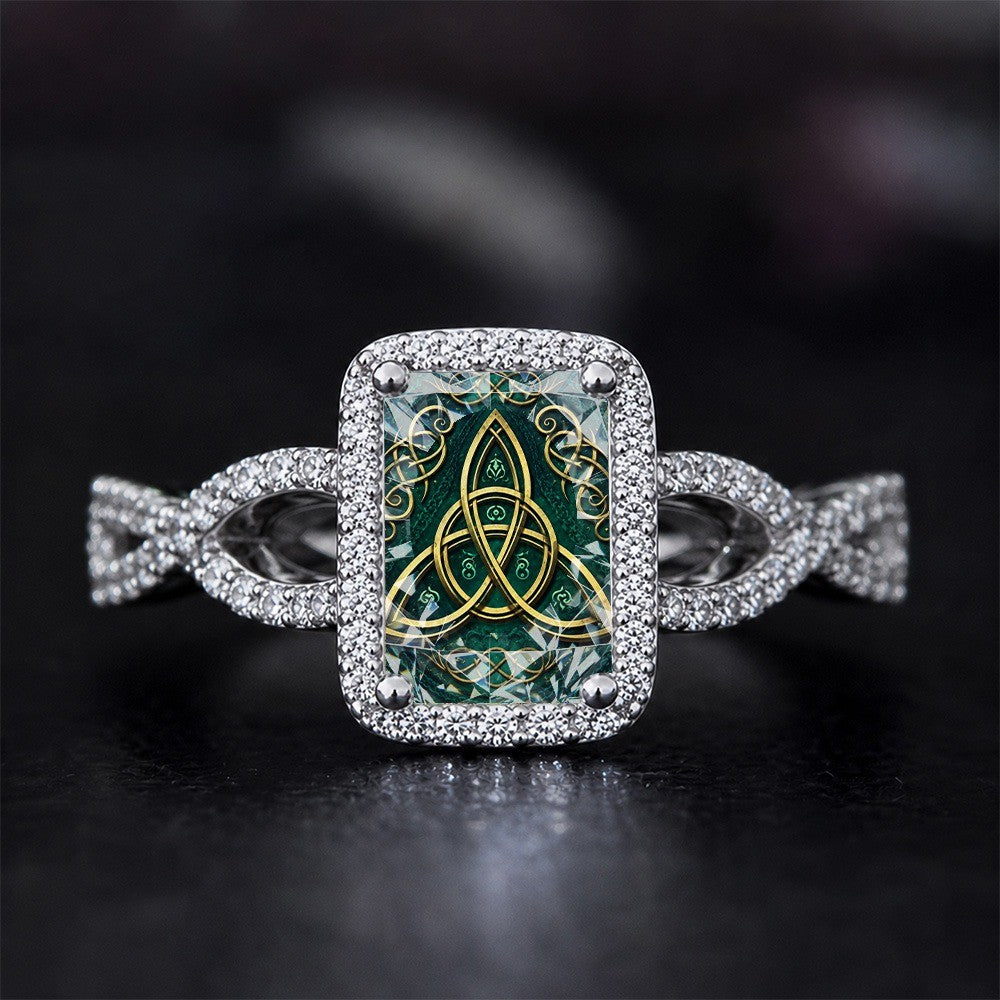 Green Trinity Knot Square Ring