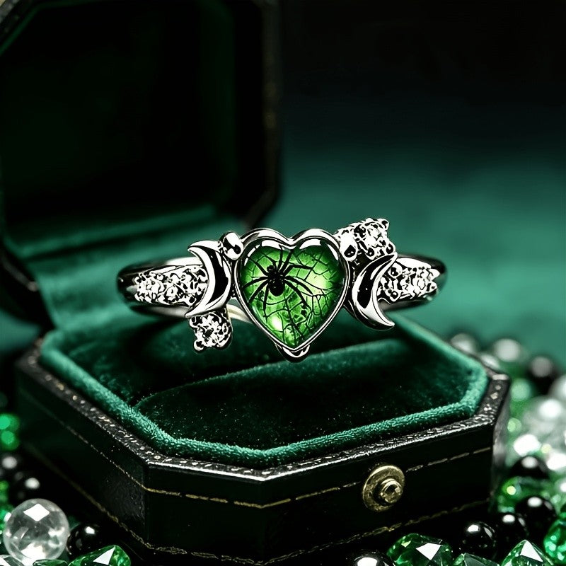 Green Heart Spider Ring